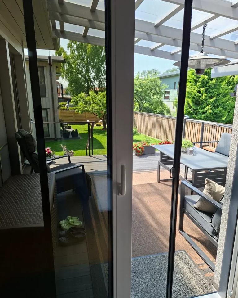 Putukavõrk lükanduksele seestvaade